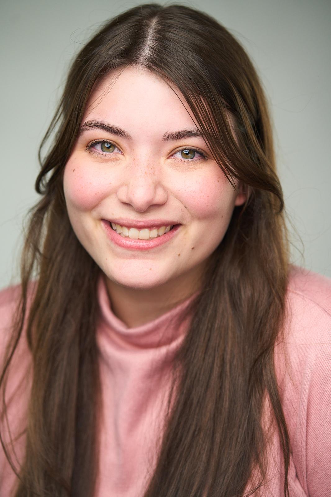 Angel Kahealani headshot